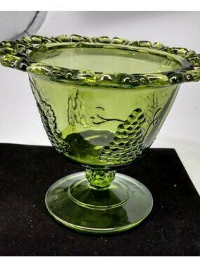 INDIANA GRAPE COMPOTE CANDY Bowl with Lattice - Grapes and Maple leaf motif